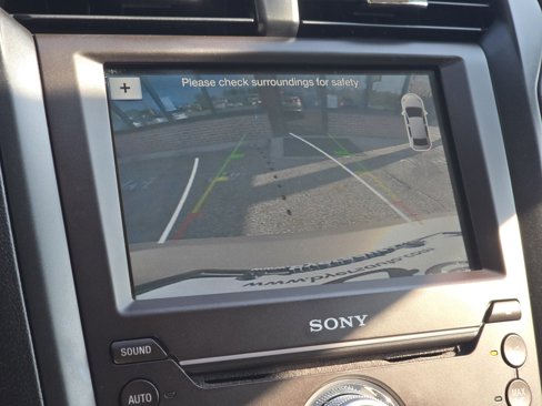 Used 2017 Ford Fusion Titanium image 12