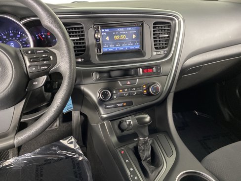 Used 2015 Kia Optima LX image 26