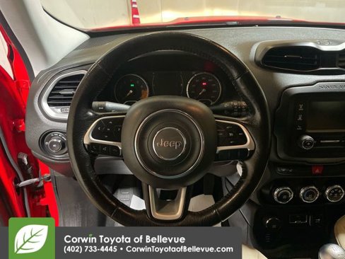 Used 2015 Jeep Renegade Latitude w/ Cold Weather Group II image 21