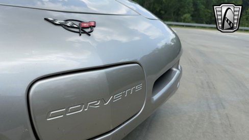 Used 2002 Chevrolet Corvette Coupe w/ Preferred Equipment Group2 image 25