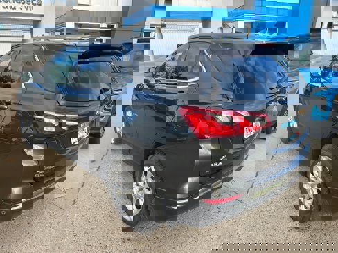 Used 2018 Chevrolet Equinox LT image 8
