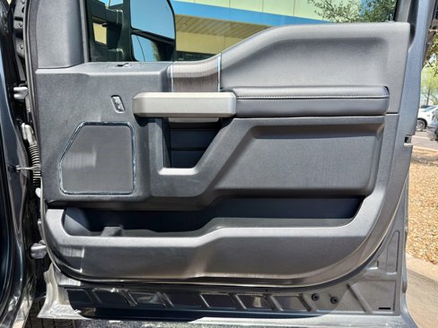 Used 2020 Ford F250 Lariat w/ Chrome Package image 29