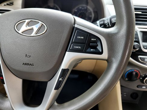 Used 2014 Hyundai Accent GLS w/ Option Group 2 image 16