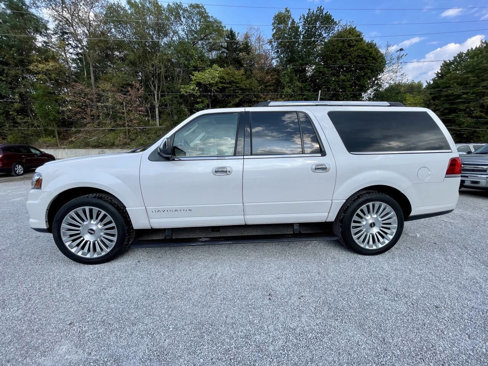 Used 2015 Lincoln Navigator L 4WD w/ Equipment Group 101A Reserve image 4