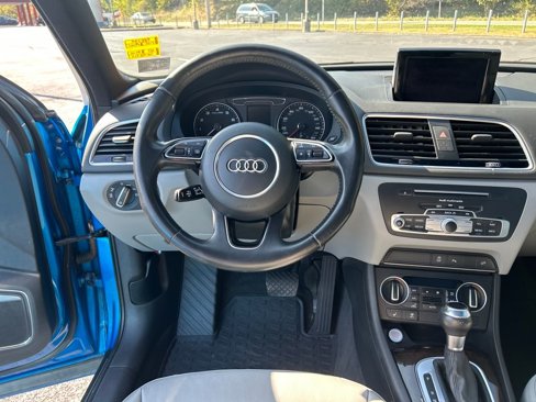 Used 2016 Audi Q3 2.0T Prestige image 13