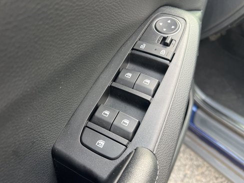 Certified 2021 Kia Seltos EX image 10