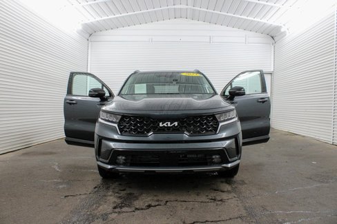 Used 2023 Kia Sorento EX w/ Panoramic Sunroof Package image 8