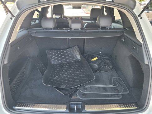 Used 2020 Mercedes-Benz GLC 300 4MATIC image 26