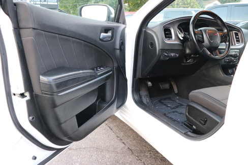 Used 2022 Dodge Charger SXT image 10