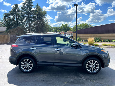 Used 2016 Toyota RAV4 Limited image 9