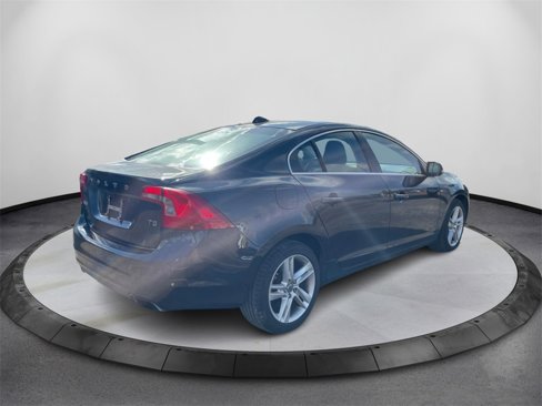 Used 2015 Volvo S60 T5 Premier image 5