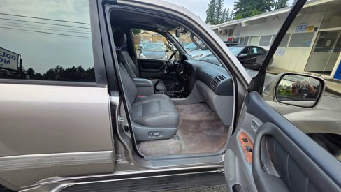 Used 2001 Toyota Land Cruiser image 14