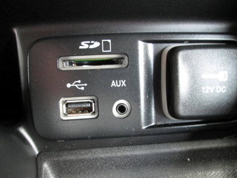 Used 2016 Jeep Cherokee Trailhawk w/ Comfort/Convenience Group image 31