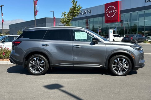 Certified 2023 INFINITI QX60 Luxe image 3