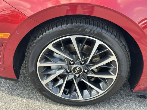 Used 2023 Hyundai Sonata Limited w/ Preferred Accessory Package image 15