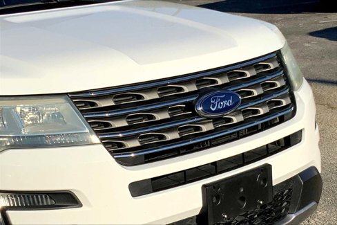 Certified 2016 Ford Explorer XLT image 25