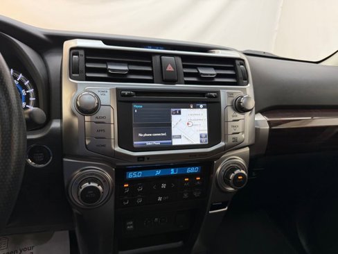 Used 2017 Toyota 4Runner Limited image 7