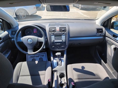 Used 2008 Volkswagen Rabbit S image 17