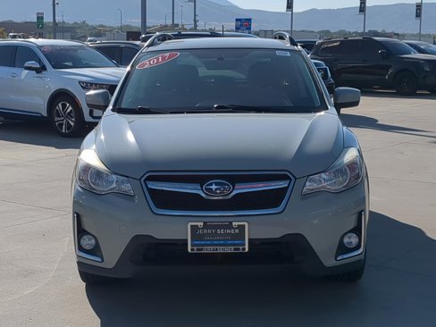 Used 2017 Subaru Crosstrek 2.0i Premium image 8