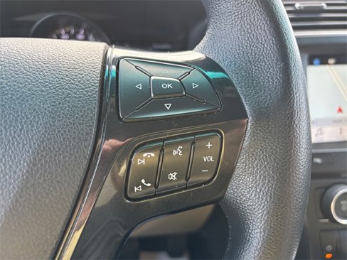 Used 2018 Ford Explorer XLT w/ Equipment Group 202A image 19