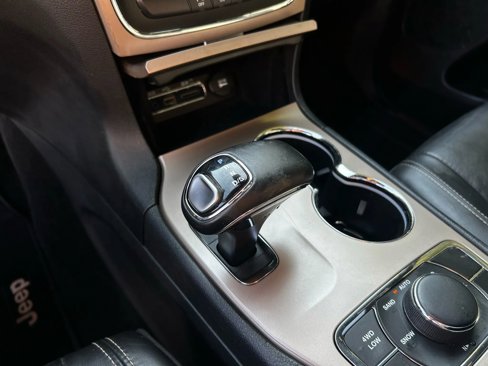 Used 2014 Jeep Grand Cherokee Limited image 23