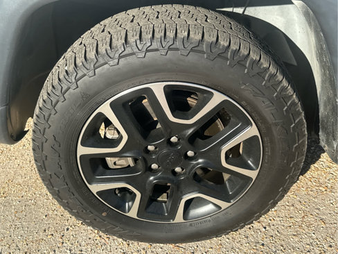 Used 2021 Jeep Compass Trailhawk image 11