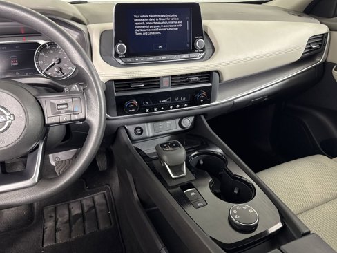 Used 2024 Nissan Rogue SV image 27