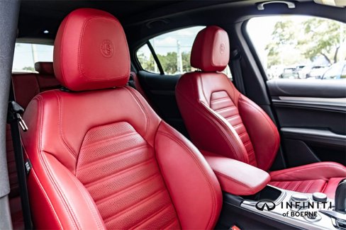 Used 2022 Alfa Romeo Stelvio Veloce image 30