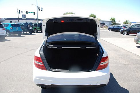 Used 2014 Mercedes-Benz C 250 Sedan image 18