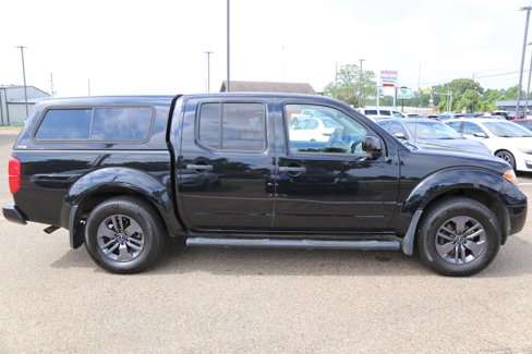 Used 2020 Nissan Frontier SV w/ Midnight Edition Floor Mats image 2