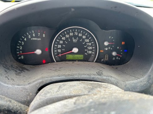 Used 2006 Kia Sedona LX image 10