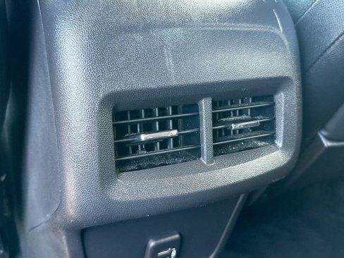 Certified 2023 GMC Terrain SLT image 24