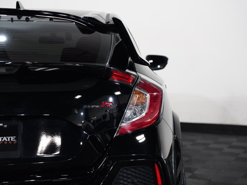 Used 2019 Honda Civic Type R image 17