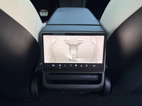 Used 2024 Tesla Model 3 Performance image 22