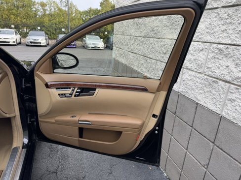 Used 2008 Mercedes-Benz S 550 4MATIC image 30