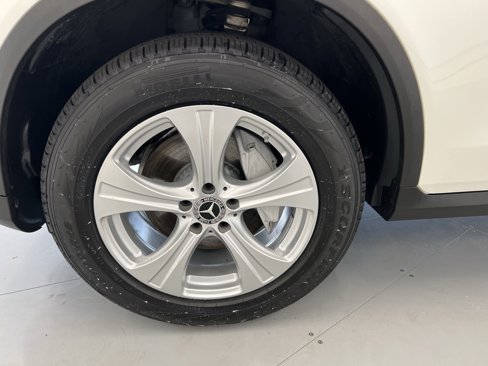 Used 2017 Mercedes-Benz GLC 300 4MATIC w/ Premium 1 Package image 50