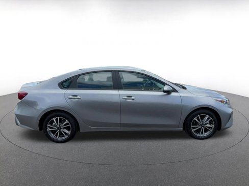 Used 2024 Kia Forte LXS image 16