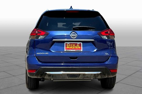 Used 2018 Nissan Rogue SL image 4
