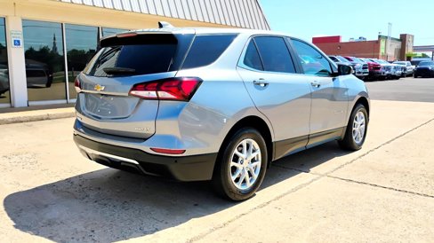 Used 2023 Chevrolet Equinox LT w/ Driver Convenience Package image 7