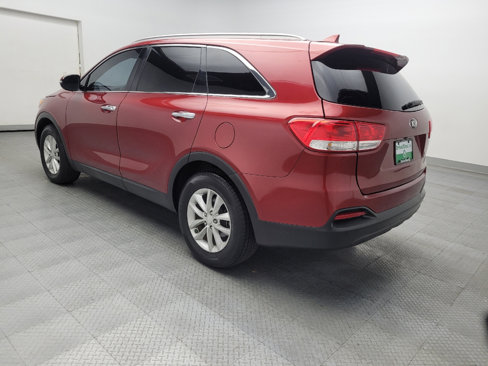 Used 2017 Kia Sorento LX w/ LX Convenience Package image 3