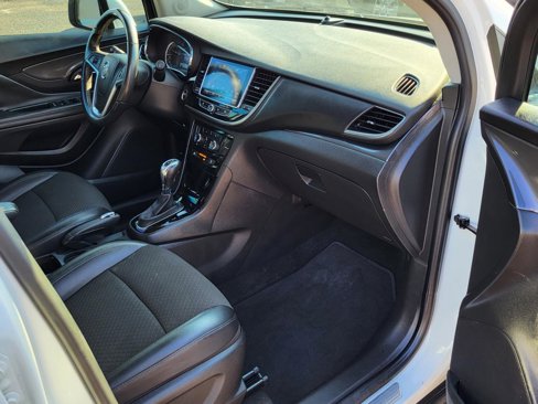 Used 2019 Buick Encore Preferred image 9