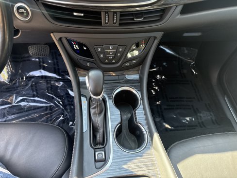 Used 2017 Buick Envision Essence image 18