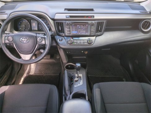 Used 2018 Toyota RAV4 XLE image 17