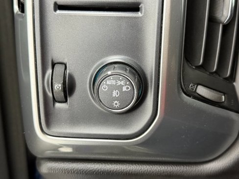 Used 2016 Chevrolet Silverado 1500 LT w/ Texas Edition image 12