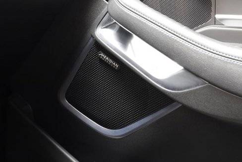 Used 2020 Jaguar E-PACE R-Dynamic S image 16