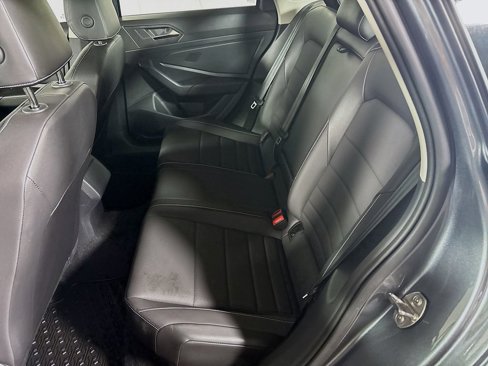 Certified 2024 Volkswagen Jetta SE image 20
