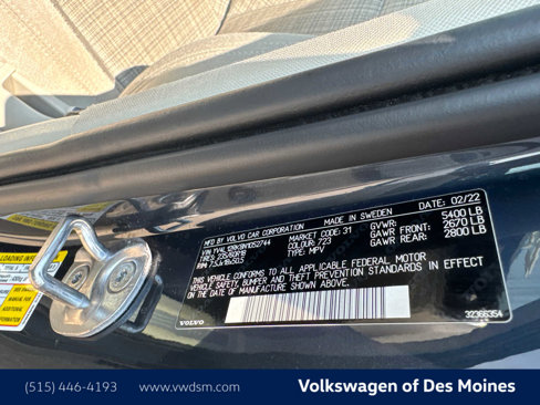 Used 2022 Volvo XC60 B5 Momentum image 21