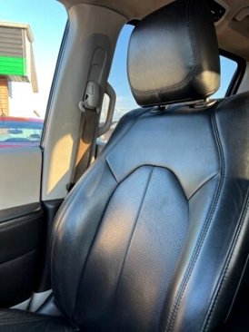 Used 2019 Chrysler Pacifica Touring-L image 12