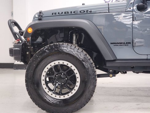 Used 2015 Jeep Wrangler Unlimited Rubicon w/ Connectivity Group image 26