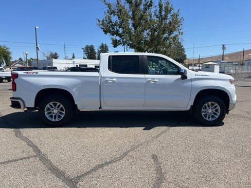 Used 2022 Chevrolet Silverado 1500 LT w/ Protection Package image 2